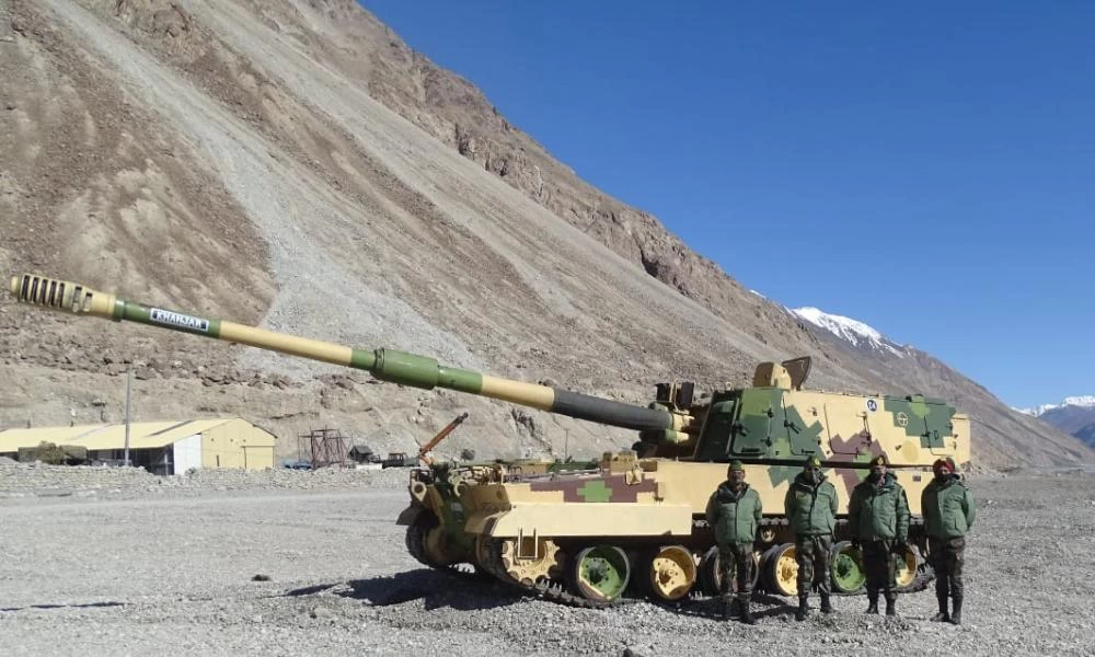 Nέα ένταση: Η Ινδία στέλνει K9 Vajra στα σύνορα με την Κίνα